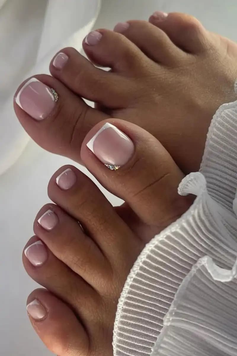 Uñas en los pies (Dos dedos) + esmaltado en gel